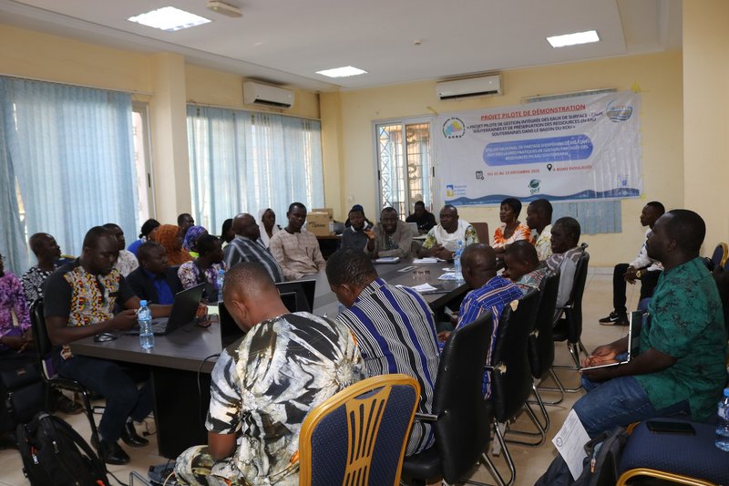 605753047_870942165534500_450088780050129853_n