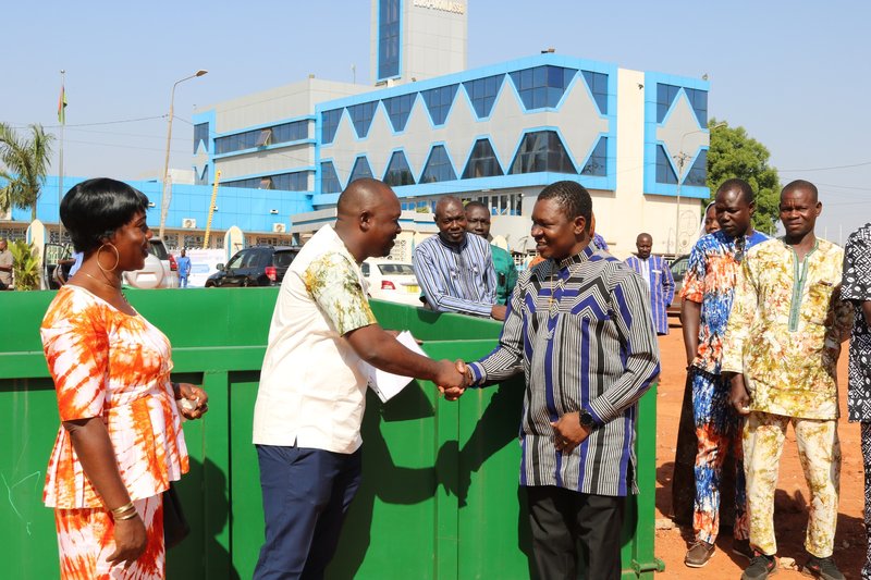 605951423_870941688867881_2004708331012418198_n